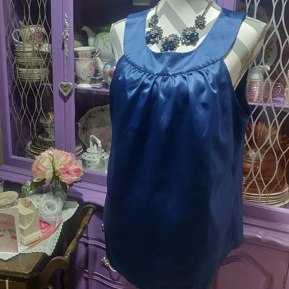 Ann Taylor Satin Top Size 18